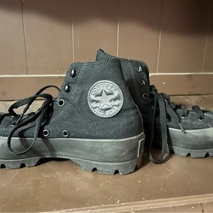 Black platform converse